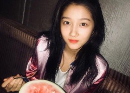 娱乐吃瓜酱拍照视频大全